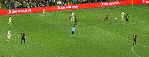 九游体育下载-【欧冠】本泽马伤退 小熊+魔笛破门 皇马客场3比0胜